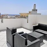 Tra Scirocco E Tramontana Bed & Breakfast