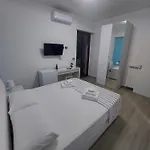 Tra Scirocco E Tramontana Bed & Breakfast 3*