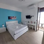 Tra Scirocco E Tramontana