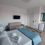 Tra Scirocco E Tramontana Gallipolli