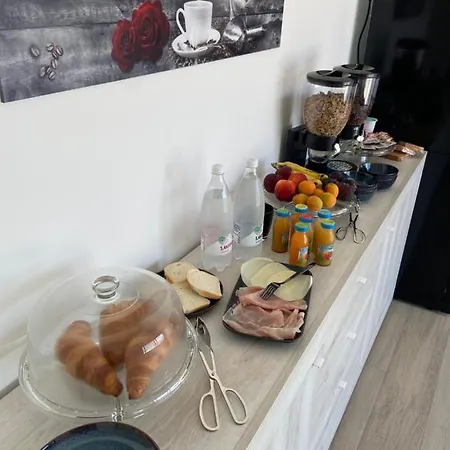 Tra Scirocco E Tramontana Frühstückspension *