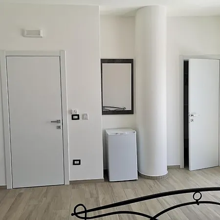 Tra Scirocco E Tramontana B&B