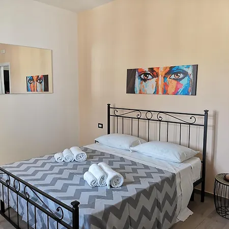 Tra Scirocco E Tramontana B&B 갈리폴리