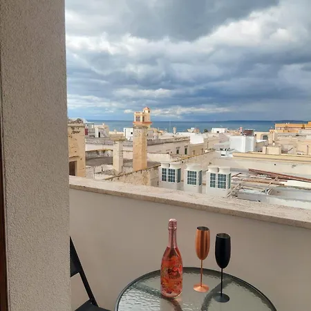 Tra Scirocco E Tramontana Bed and Breakfast 3*